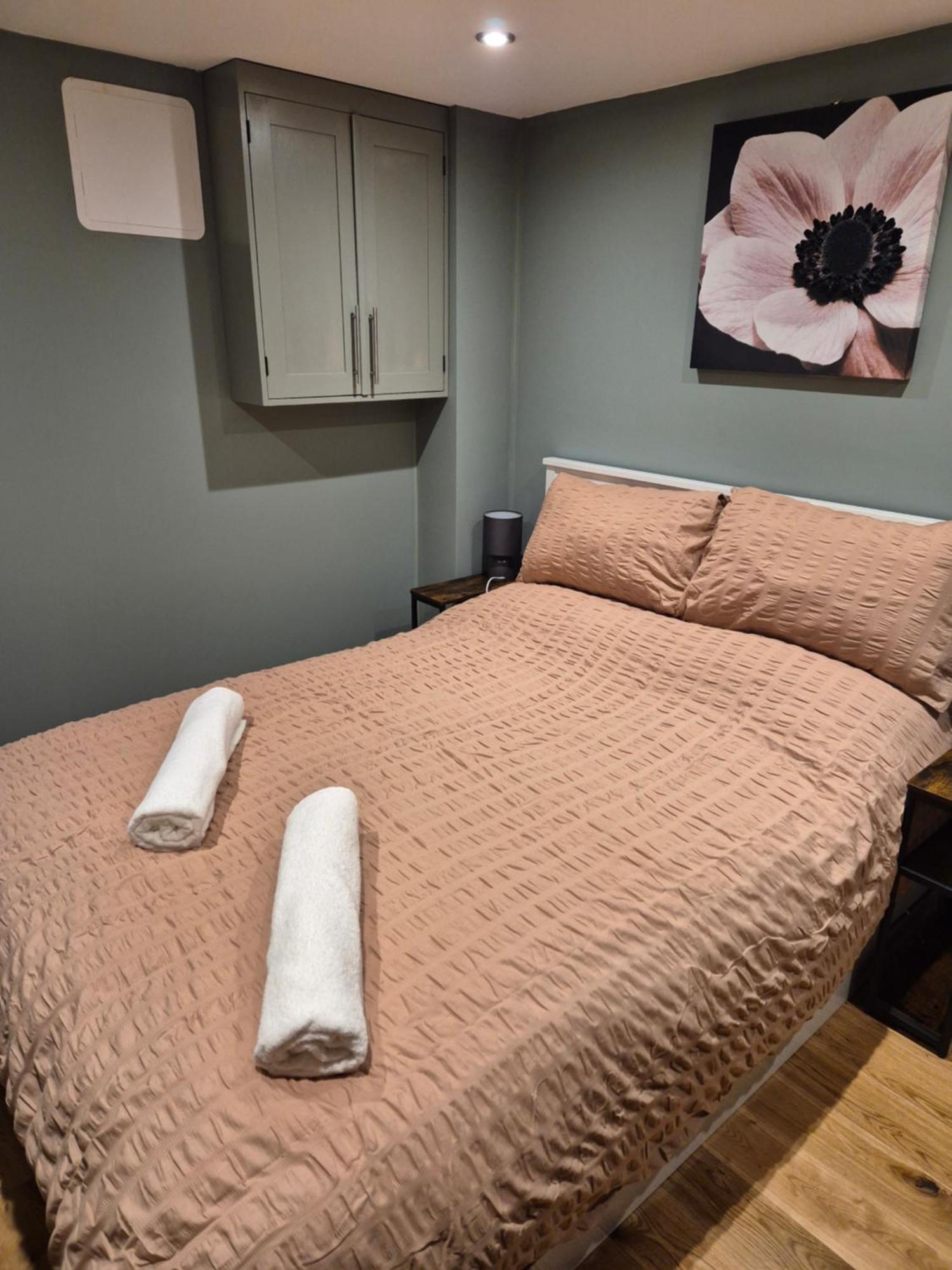 Charming 1 Bed Peak District Barn Conversion Foolow Екстер'єр фото